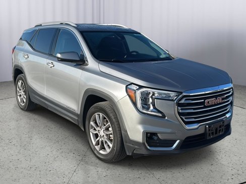 Used 2024 GMC Terrain SLT image 7