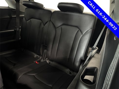 Used 2019 Audi Q7 3.0T Prestige image 19