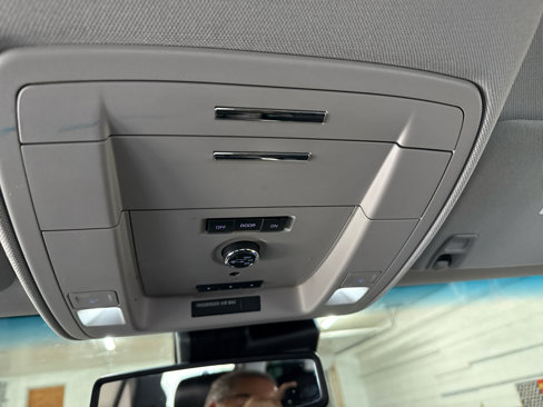 Used 2018 Chevrolet Tahoe LT image 29