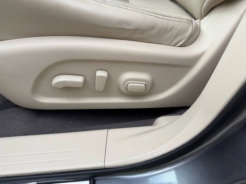 Used 2017 Nissan Murano SL image 16