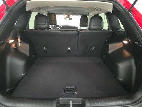 Used 2019 Jeep Cherokee Trailhawk w/ Cold Weather Group image 13