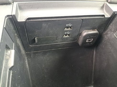 Used 2022 MAZDA MAZDA3 s image 21