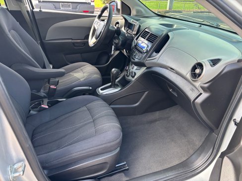 Used 2013 Chevrolet Sonic LT image 21