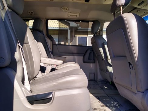 Used 2008 Chrysler Town & Country Touring image 16