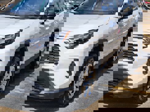 Used 2023 Toyota RAV4 LE image 10