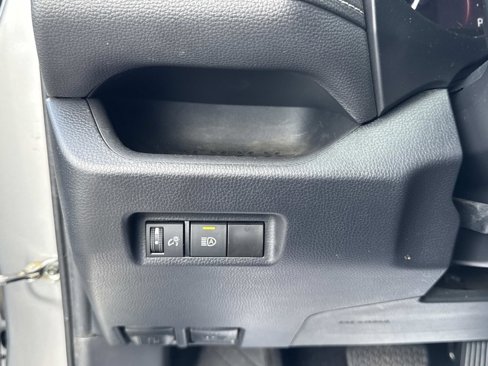Used 2023 Toyota RAV4 LE image 27