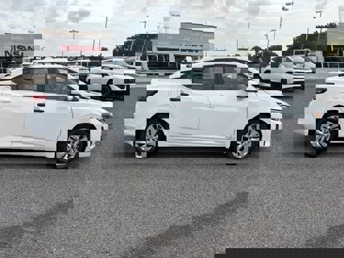 New 2025 Nissan Sentra S image 4