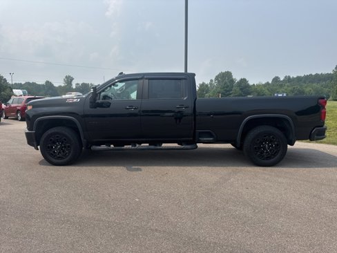 Used 2022 Chevrolet Silverado 2500 LTZ w/ LTZ Plus Package image 2