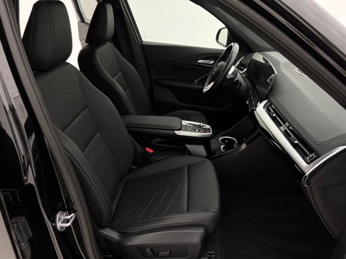 Certified 2025 BMW X1 xDrive28i w/ Convenience Package image 13