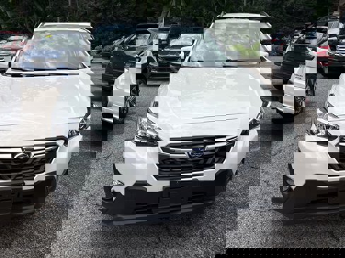 Used 2022 Subaru Crosstrek 2.0i Premium image 2