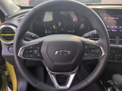 New 2025 Chevrolet Trax ACTIV w/ Driver Confidence Package image 14