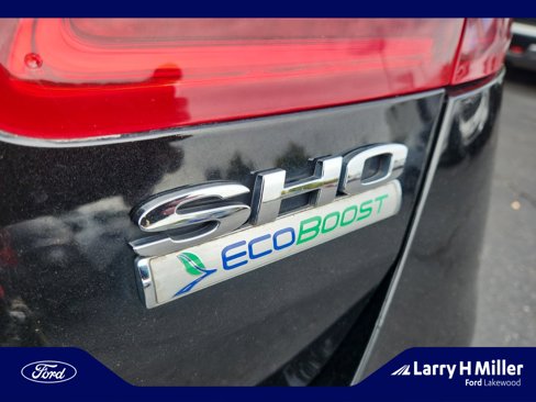 Used 2015 Ford Taurus SHO image 23