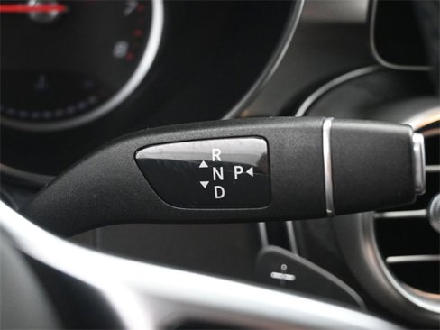 Used 2022 Mercedes-Benz GLC 300 image 2