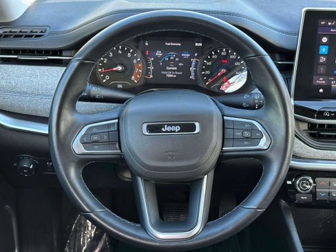 Used 2022 Jeep Compass Latitude w/ Sun and Sound Group image 12