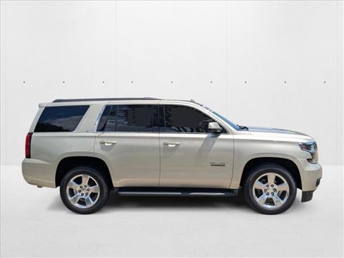 Used 2015 Chevrolet Tahoe LT w/ Luxury Package image 4