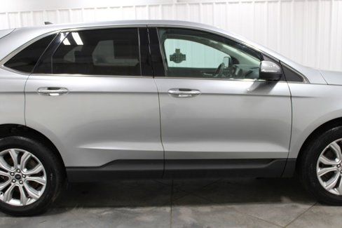 Used 2024 Ford Edge Titanium image 11