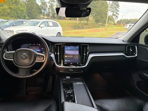 Certified 2023 Volvo S60 B5 Core image 15