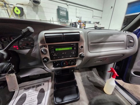 Used 2011 Ford Ranger XLT image 19