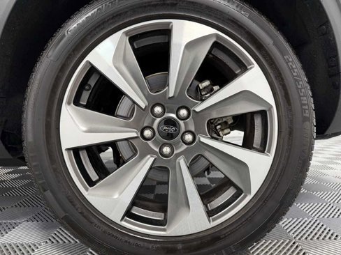 Used 2023 Ford Escape Platinum image 30