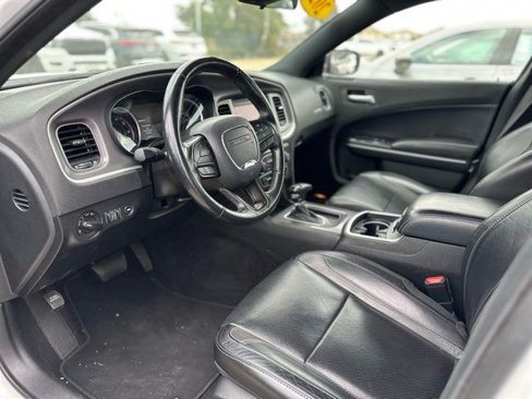 Used 2022 Dodge Charger SXT w/ Leather Interior Group image 8