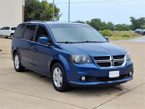 Used 2011 Dodge Grand Caravan Crew w/ Entertainment Group 1 image 6