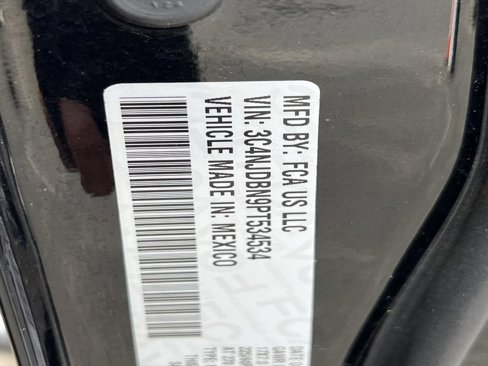 Used 2023 Jeep Compass Latitude w/ Sun and Sound Group image 21