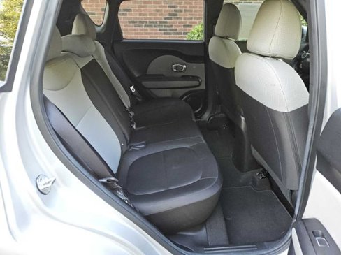 Used 2018 Kia Soul ! image 28