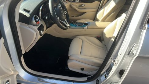 Used 2020 Mercedes-Benz GLC 300 image 14