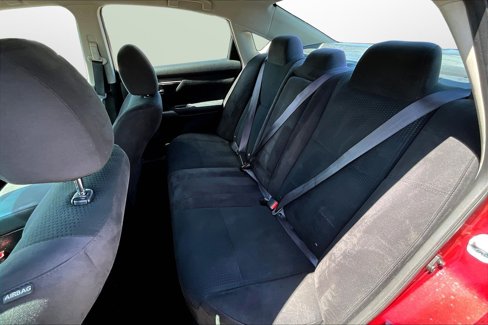 Used 2014 Nissan Altima 2.5 S w/ Display Audio Package image 19