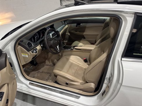 Used 2013 Mercedes-Benz C 250 Coupe image 27