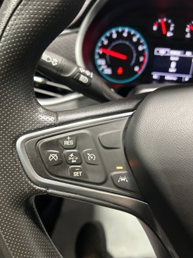 Used 2023 Chevrolet Malibu LT image 28