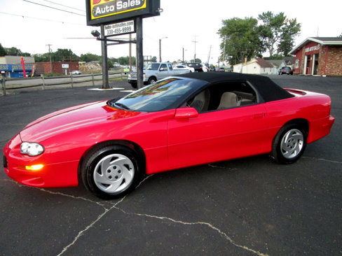 Used 2001 Chevrolet Camaro LT image 2