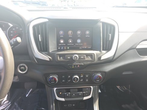 Used 2022 GMC Terrain SLE w/ Driver Convenience Package image 18