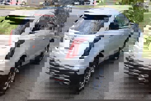 Used 2020 Cadillac XT5 Premium Luxury image 27