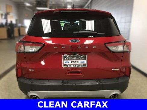 Certified 2020 Ford Escape SE image 4