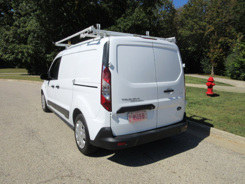 Used 2021 Ford Transit Connect XLT image 28