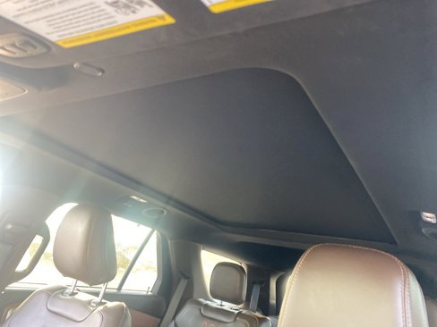 Used 2021 Ford Explorer King Ranch w/ Premium Technology Package image 35