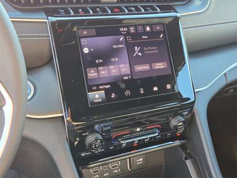New 2025 Jeep Grand Cherokee L Laredo image 14