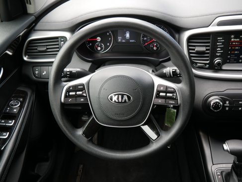Used 2019 Kia Sorento LX image 12