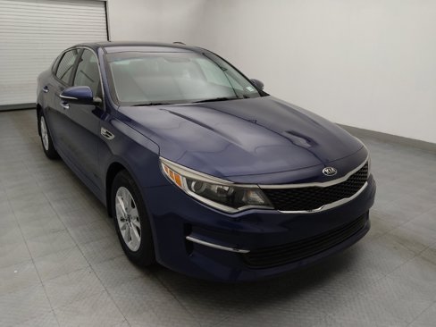 Used 2017 Kia Optima LX image 13