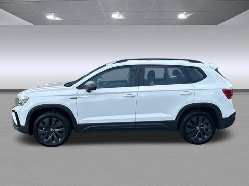 Used 2024 Volkswagen Taos S image 6