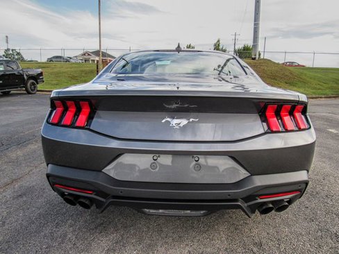 New 2025 Ford Mustang Coupe image 5