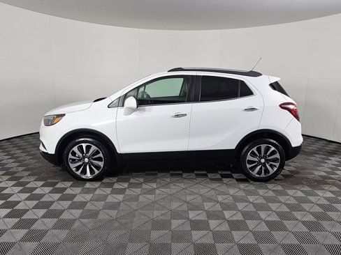 Used 2021 Buick Encore Preferred image 8