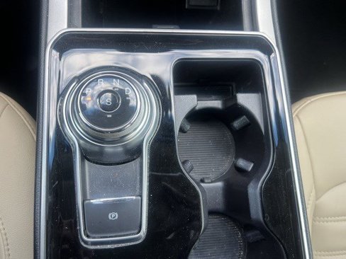 Used 2019 Ford Edge SEL w/ Equipment Group 201A image 19