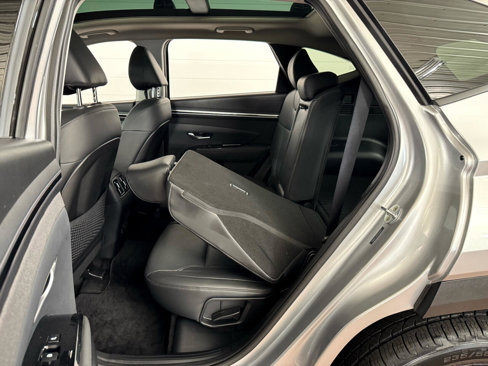 Used 2023 Hyundai Tucson Limited image 35