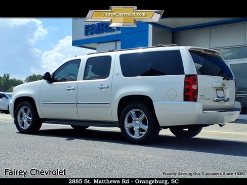 Used 2013 Chevrolet Suburban LTZ image 3