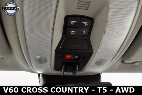 Used 2016 Volvo V60 T5 Cross Country w/ Climate Package image 29