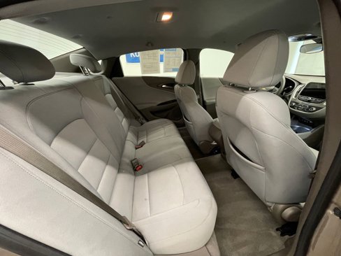 Used 2022 Chevrolet Malibu LS image 6