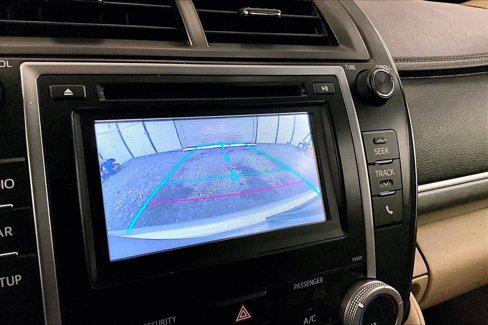 Used 2014 Toyota Camry LE image 20
