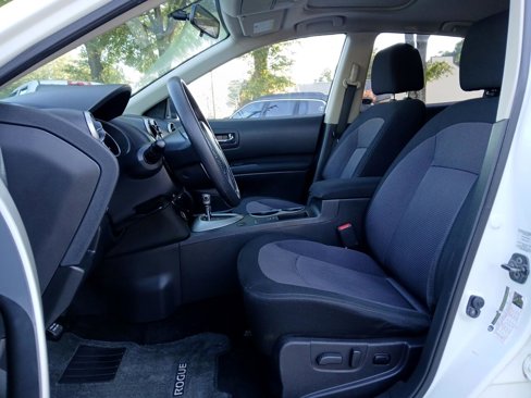 Used 2013 Nissan Rogue SV w/ Premium Pkg image 19